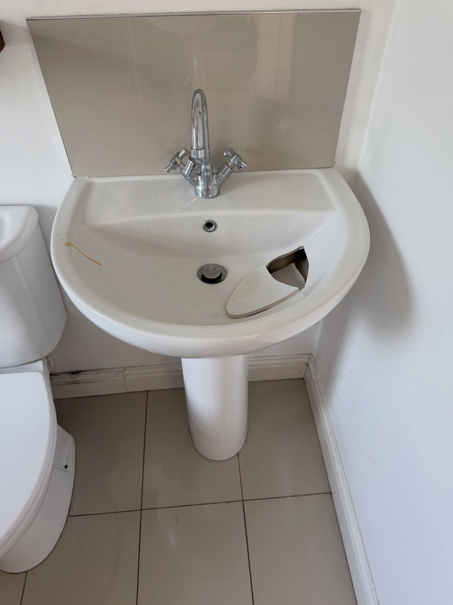 Basin replacement, Oldbury, before