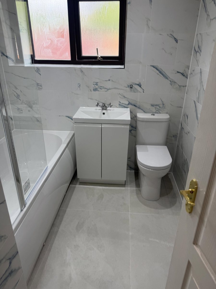 Finished bathroom fitted by Halesowen Plumbing Services